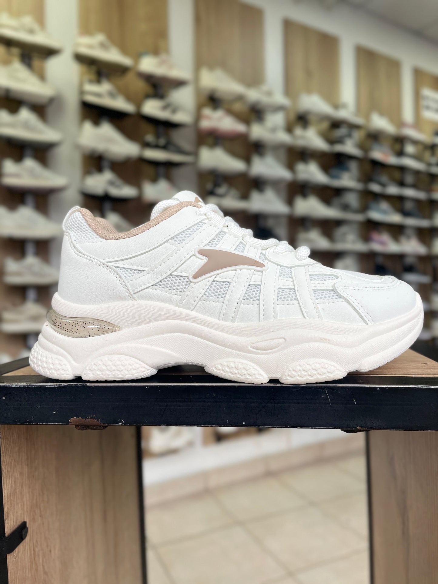 ZAPATILLA VM BEIGE