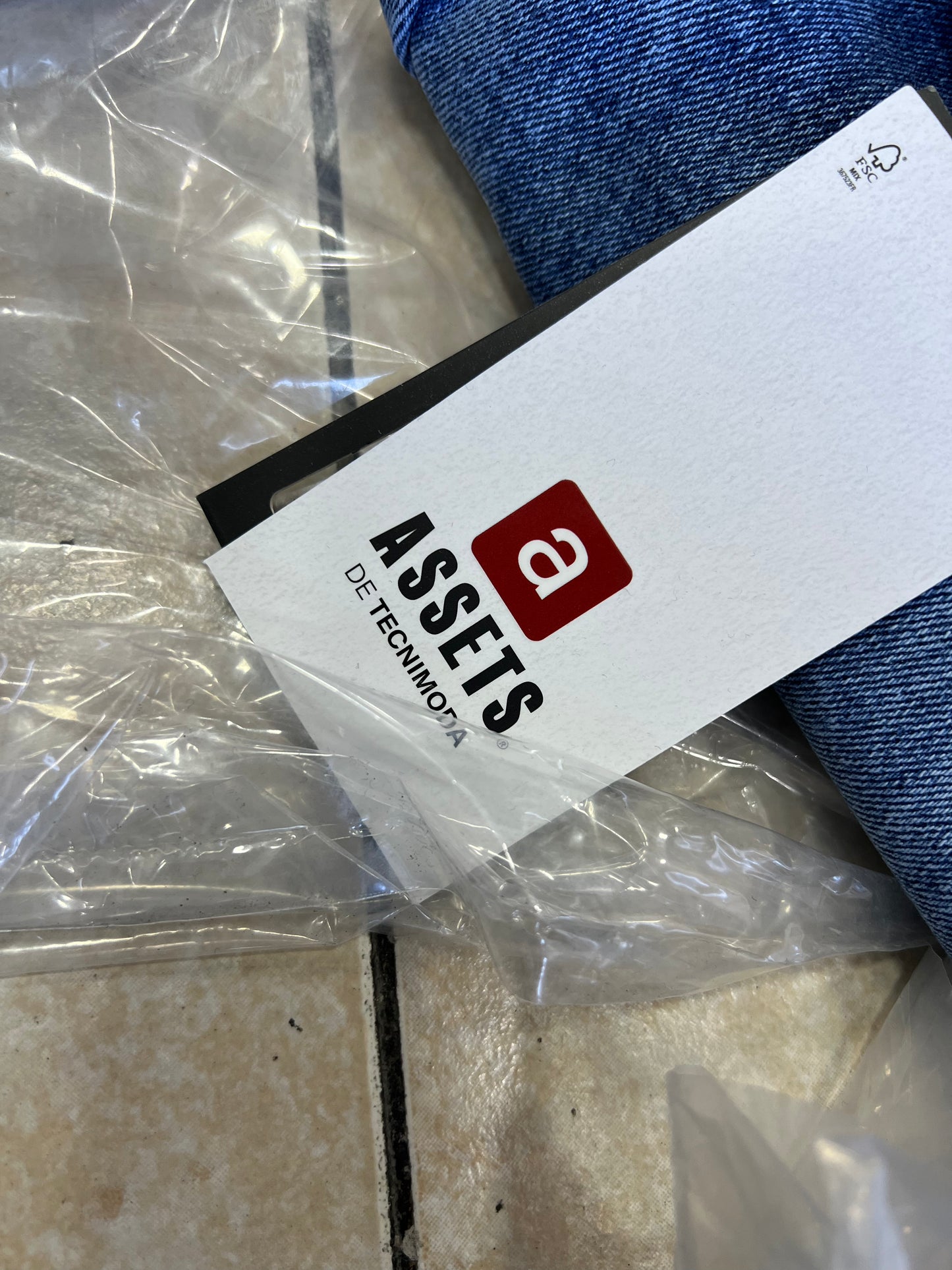 JEANS RECTOS COLOMBIANOS
