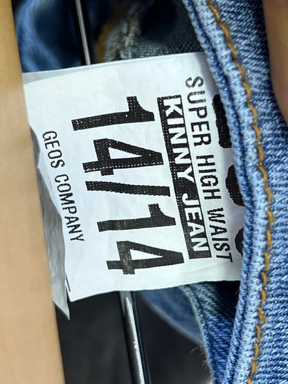 JEANS LEVANTA COLA